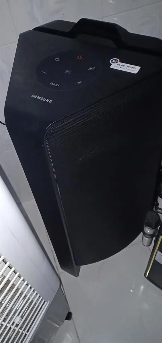 Khách hàng review Loa tháp Samsung MX-T70/XV 1500W 31