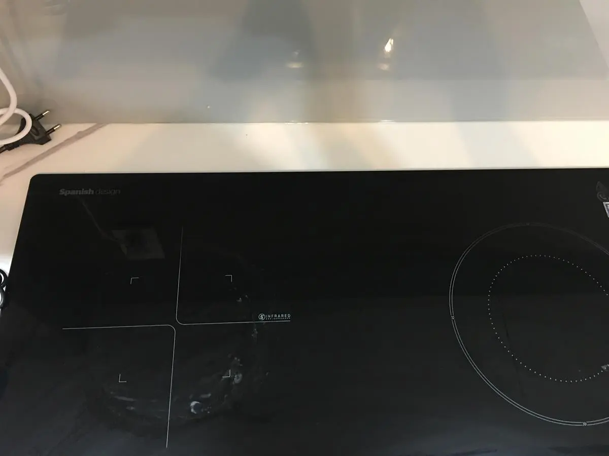 Khách hàng review Bếp từ hồng ngoại lắp âm Sunhouse SHB9105MT 15