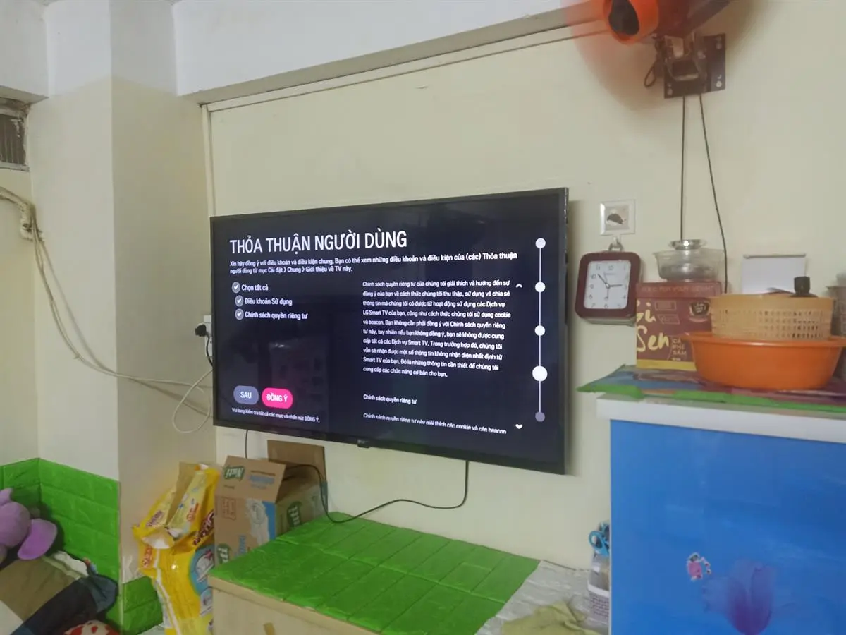 Khách hàng review Smart Tivi LG 4K 43 inch 43UM7400PTA 5
