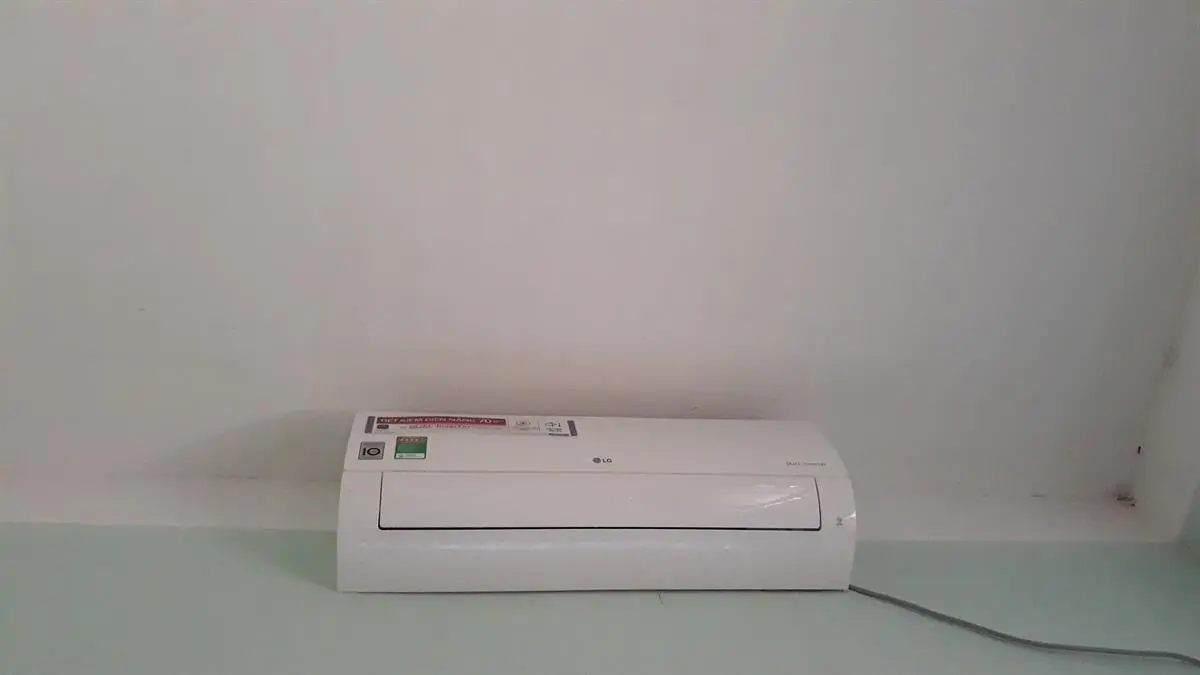 Khách hàng review Máy lạnh LG Inverter 1.5 HP V13ENH 27