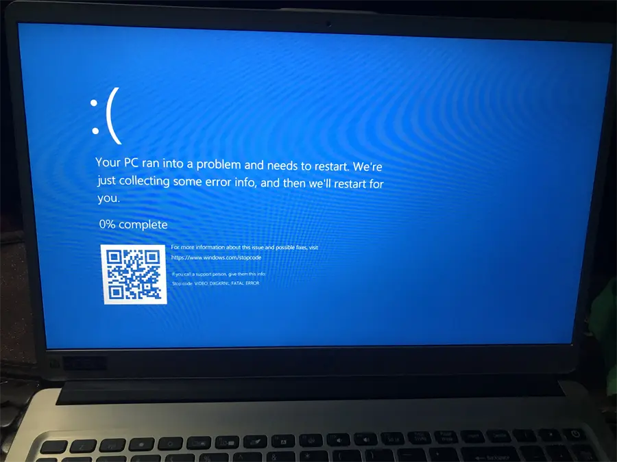 Khách hàng review Laptop Acer Swift 3 SF315 52G 87N4 i7 8550U/8GB/128GB/2GB MX150/Win10 (NX.GZCSV.005) 2