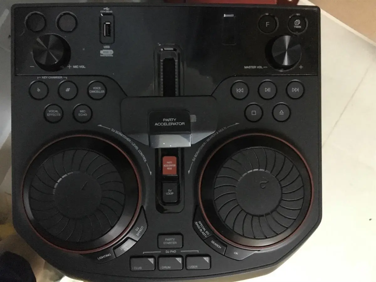 Khách hàng review Loa Bluetooth Karaoke LG OL55D 600W 2