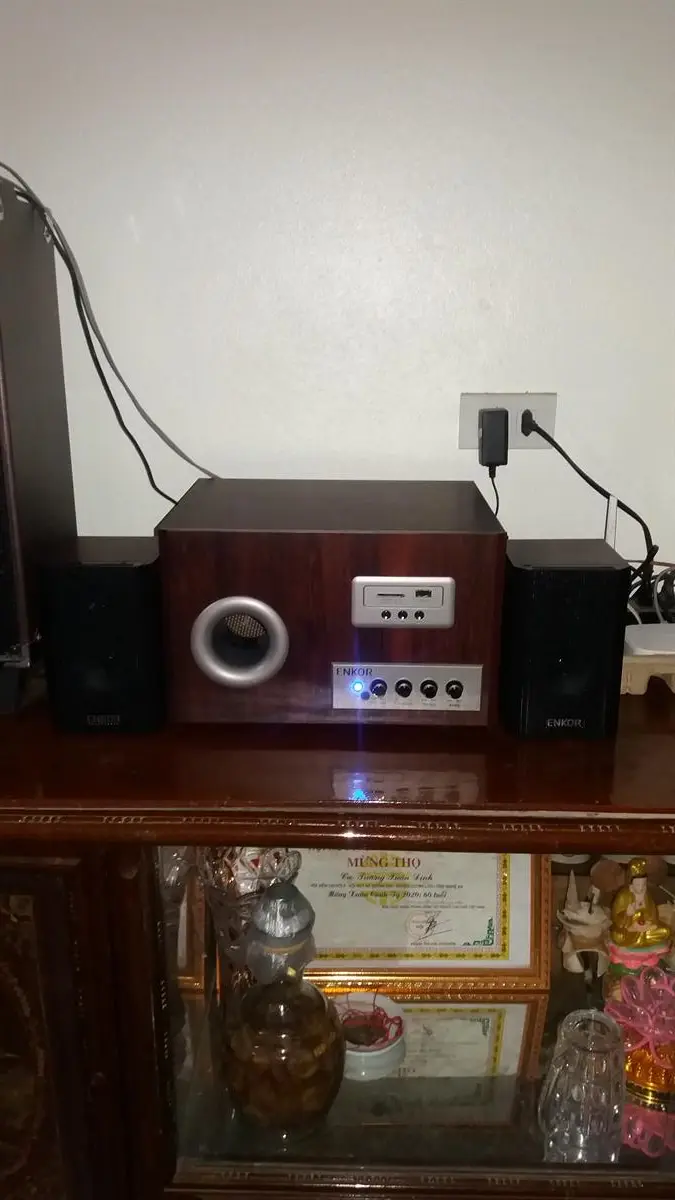 Khách hàng review Loa vi tính Bluetooth Enkor S2850 Nâu 46