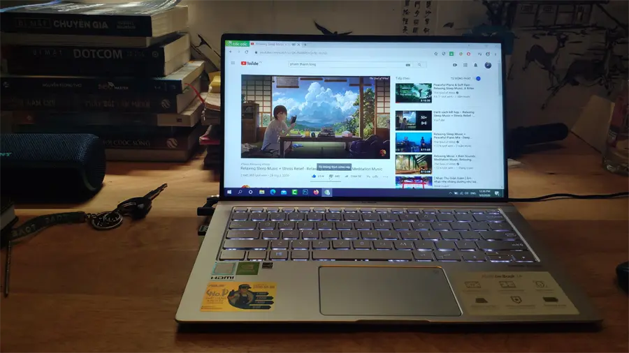 Khách hàng review Laptop Asus ZenBook 14 UX433FN i5 8265U/8GB/512GB/2GB MX150/Túi/Win10 (A6124T) 2
