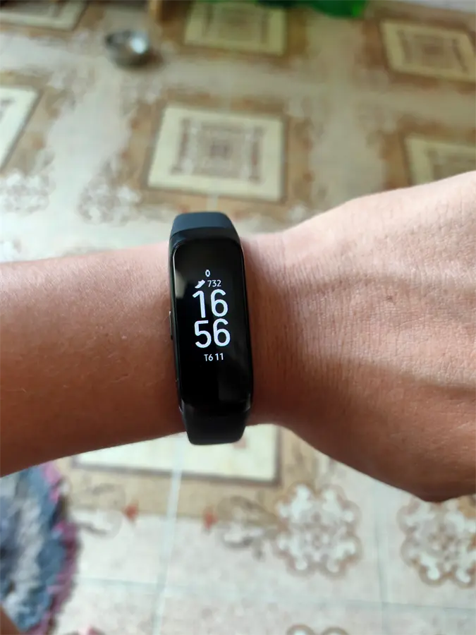 Khách hàng review Vòng tay thông minh Samsung Galaxy Fit R370 1