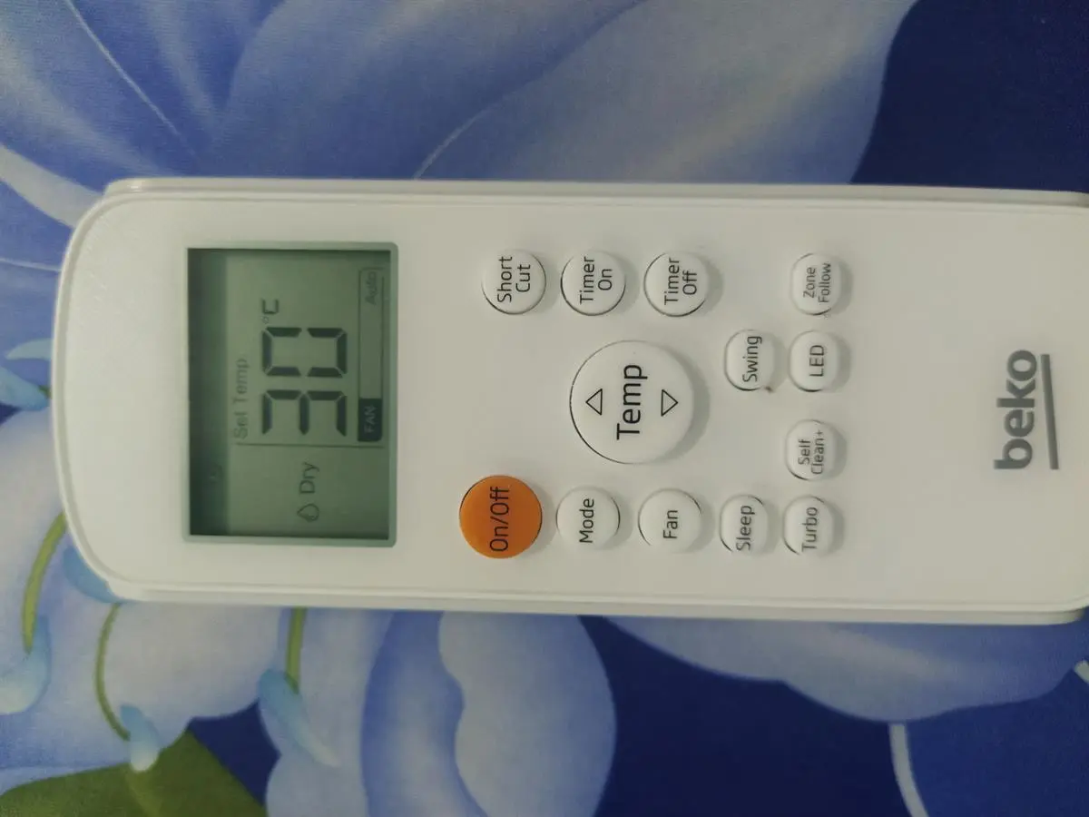 Khách hàng review Máy lạnh Beko 1 HP RSSC09CV 10