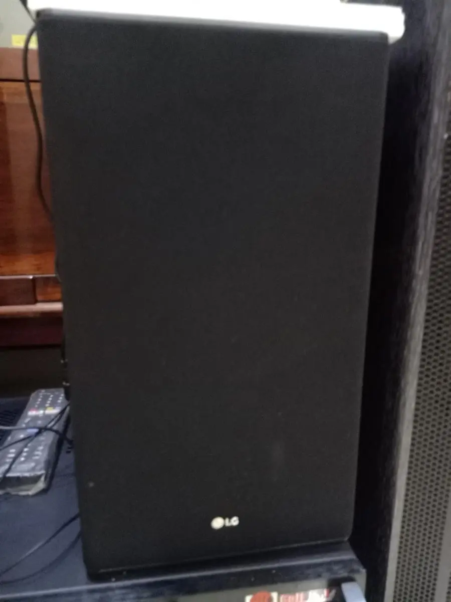 Khách hàng review Loa thanh soundbar LG SL8Y 2