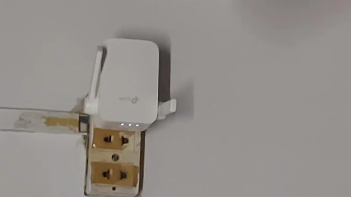 Khách hàng review Repeater mở rộng sóng Wifi Chuẩn AC750 TP-Link RE205 9