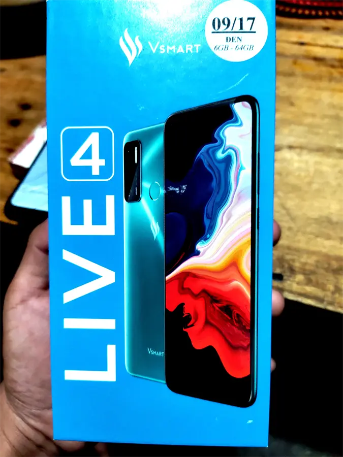 Khách hàng review Điện thoại Vsmart Live 4 6GB 21