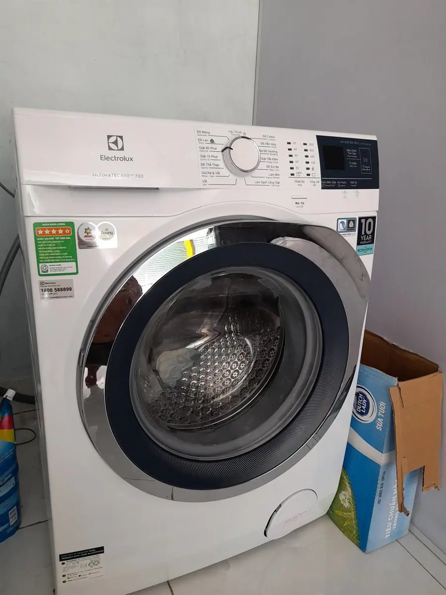 Khách hàng review Máy giặt Electrolux Inverter 10 kg EWF1024BDWA 15