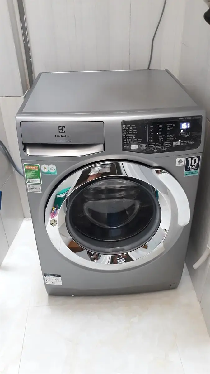 Khách hàng review Máy giặt Electrolux Inverter 9 Kg EWF9025BQSA 14