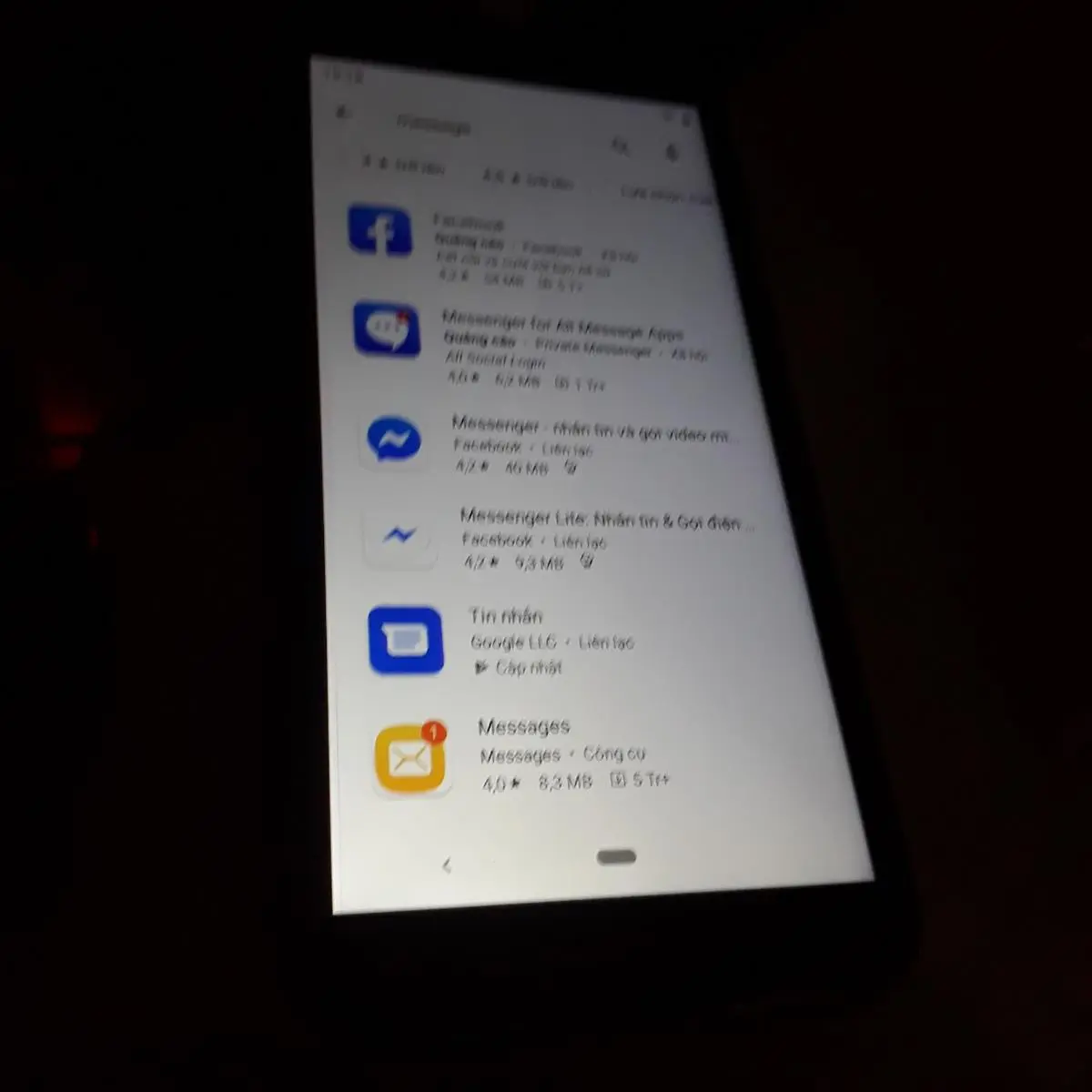 Khách hàng review Điện thoại Vsmart Bee 3 3