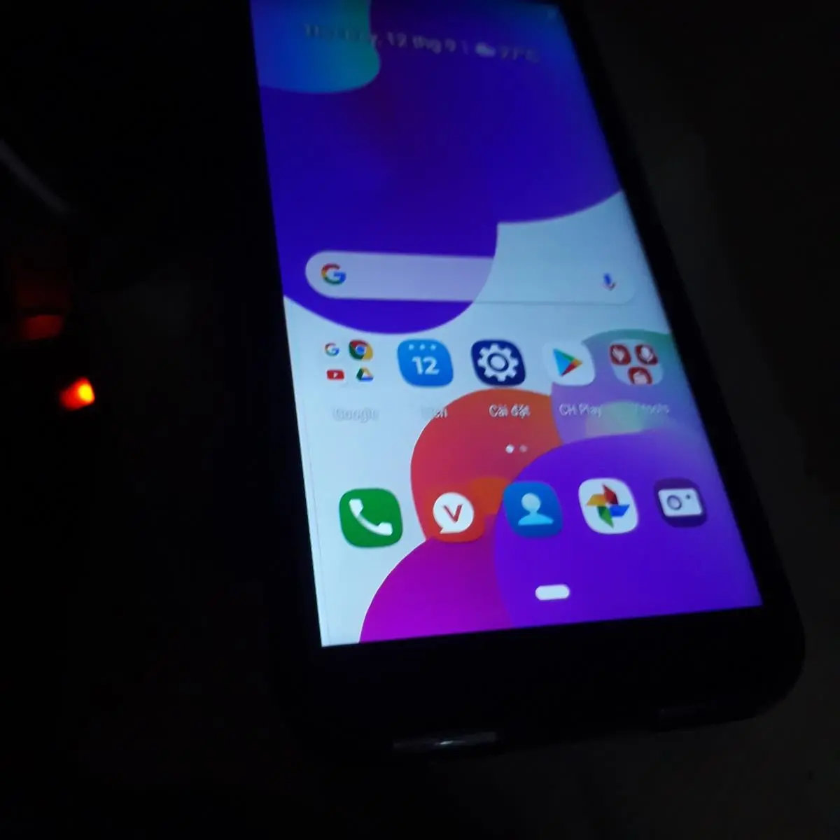 Khách hàng review Điện thoại Vsmart Bee 3 2