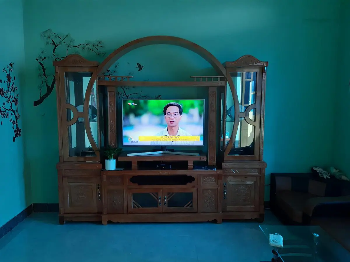 Khách hàng review Smart Tivi Samsung 4K 43 inch UA43NU7400 1