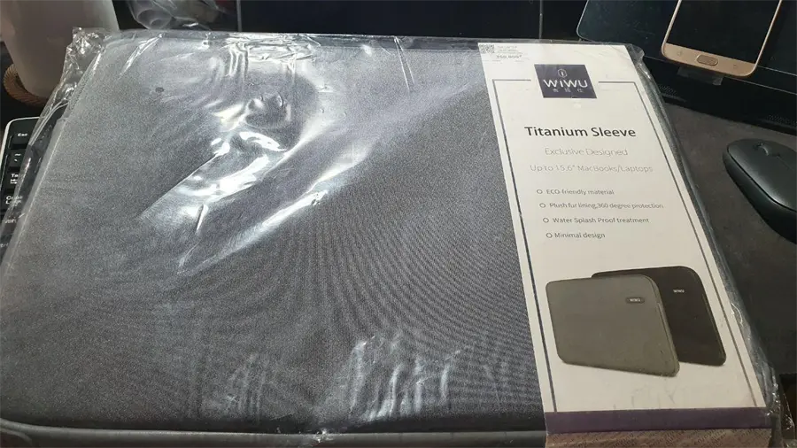 Khách hàng review Túi chống sốc Laptop 15.6 inch WIWU bo góc 4