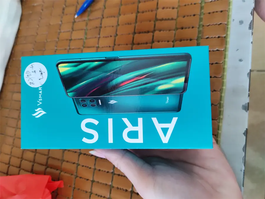 Khách hàng review Điện thoại Vsmart Aris (6GB/64GB) 8
