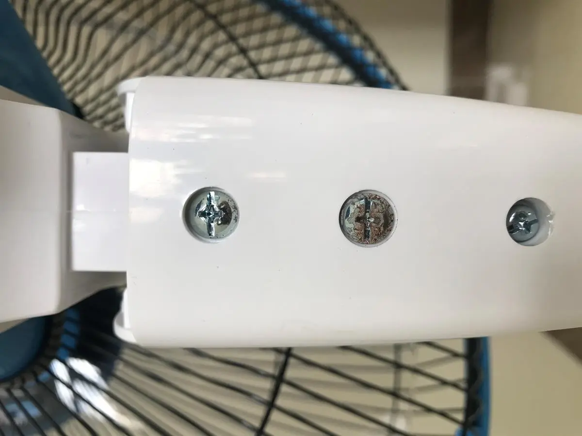 Khách hàng review Quạt đứng Asia D16018-BV0 3