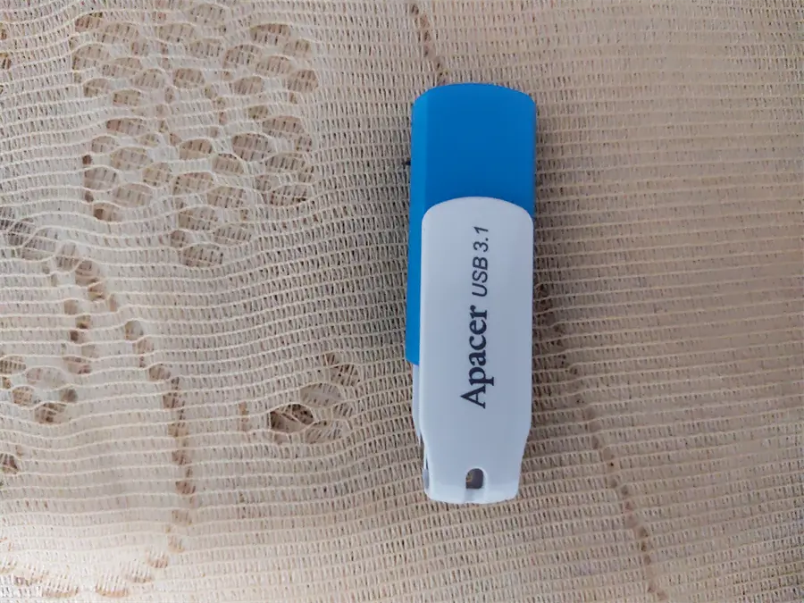 Khách hàng review USB 3.1 32GB Apacer AH357 1