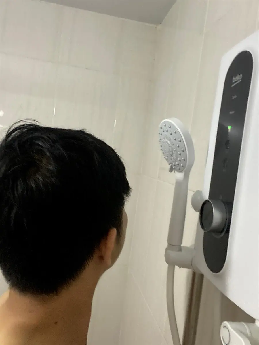 Khách hàng review Máy nước nóng trực tiếp Beko 4500W BWI45S2N-213 8