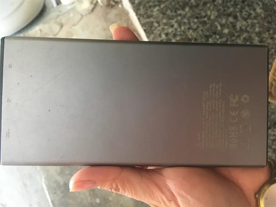 Khách hàng review Pin sạc dự phòng Polymer 10.000 mAh Type C Xmobile Atela 10 3