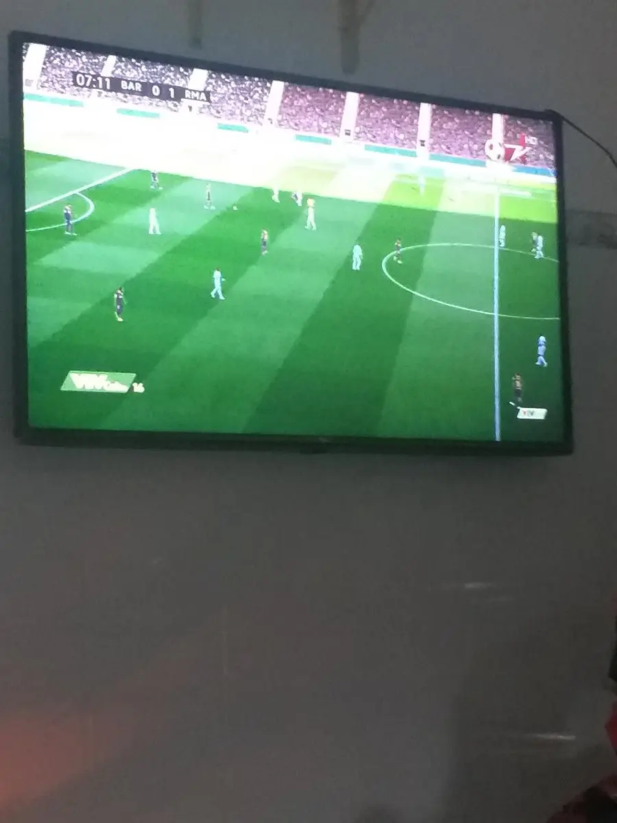 Khách hàng review Smart Tivi LG 4K 49 inch 49UN7290PTF 4