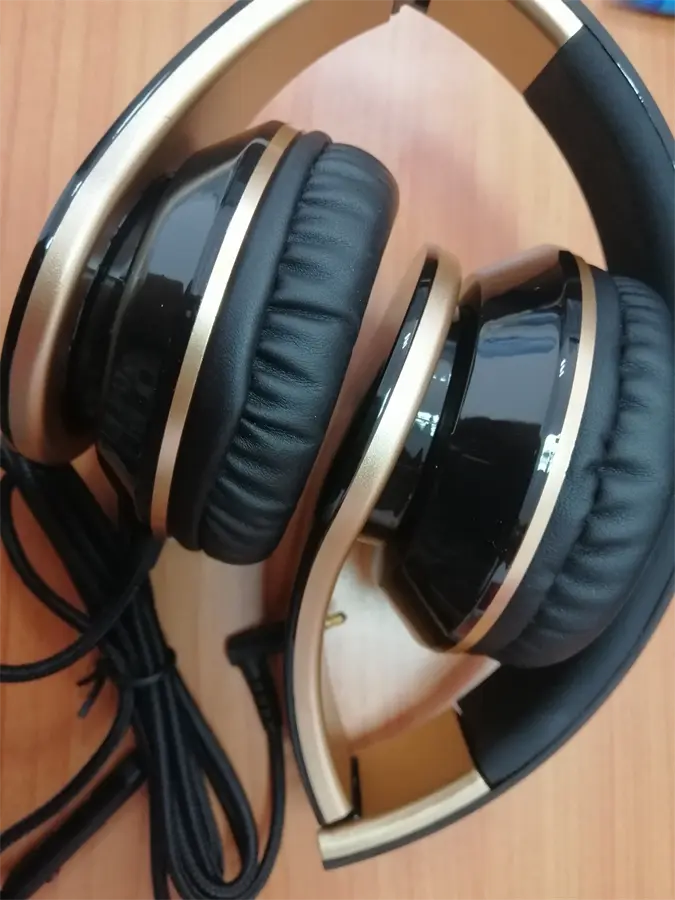 Khách hàng review Tai nghe Chụp Tai Kanen IP-2090 7