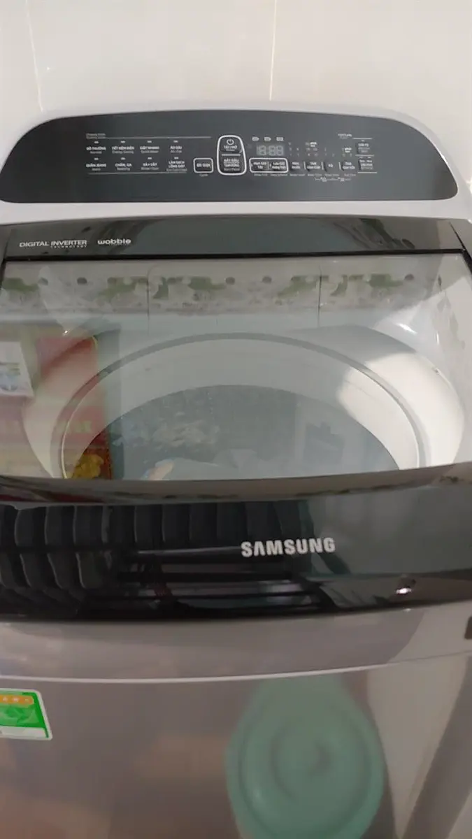 Khách hàng review Máy giặt Samsung Inverter 8.5 kg WA85T5160BY/SV 3