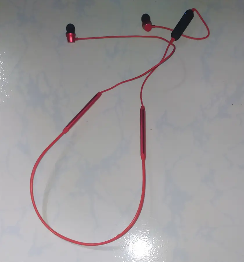 Khách hàng review Tai nghe Bluetooth Mozard Q6 7