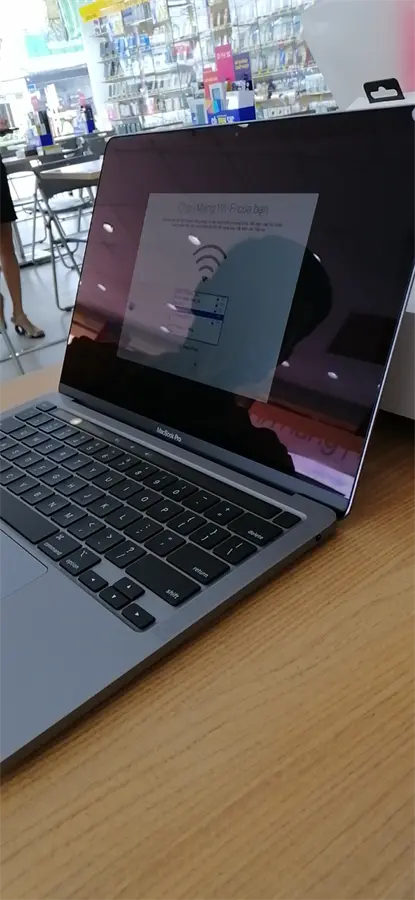Khách hàng review Laptop Apple MacBook Pro Touch 2020 i5 1.4GHz/8GB/256GB (MXK32SA/A) 1