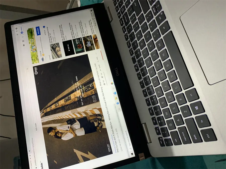Khách hàng review Laptop Dell Inspiron 5593 i5 1035G1/8GB/512GB/Win10 (7WGNV1) 2