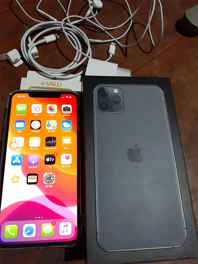 Khách hàng review Điện thoại iPhone 11 Pro Max 64GB 1