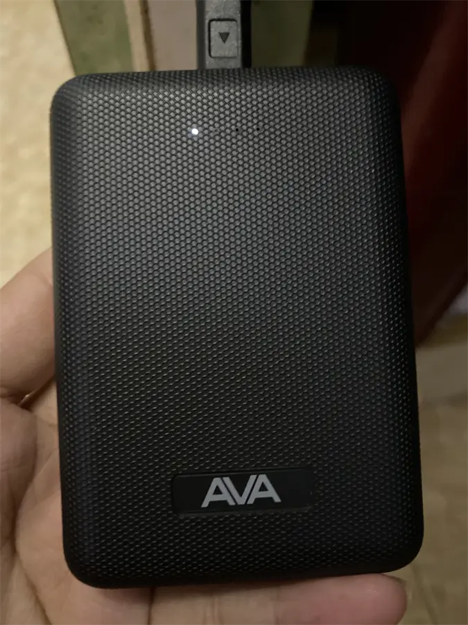 Khách hàng review Pin sạc dự phòng Polymer 10.000mAh AVA PA W11 X 11