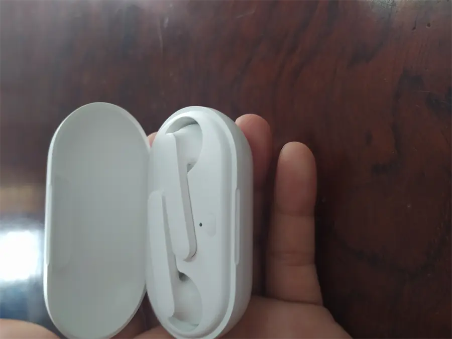 Khách hàng review Tai nghe Bluetooth True Wireless Mozard DT19 Trắng 1