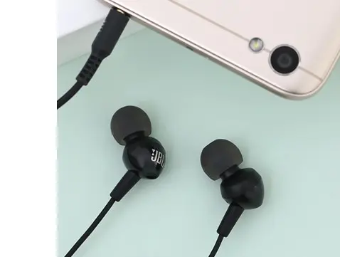 Khách hàng review Tai nghe Có Dây JBL C150 14