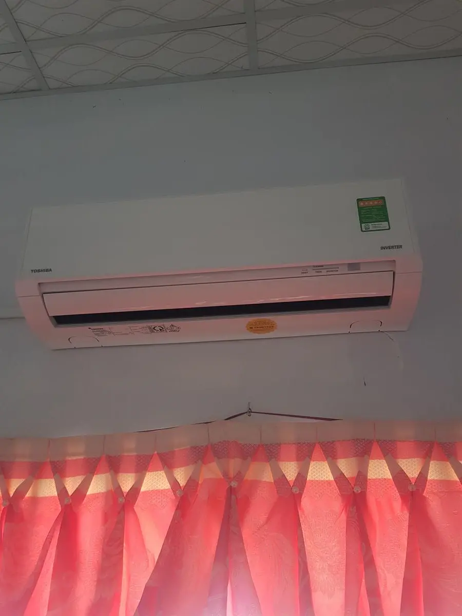 Khách hàng review Máy lạnh Toshiba Inverter 1 HP RAS-H10D2KCVG-V 22