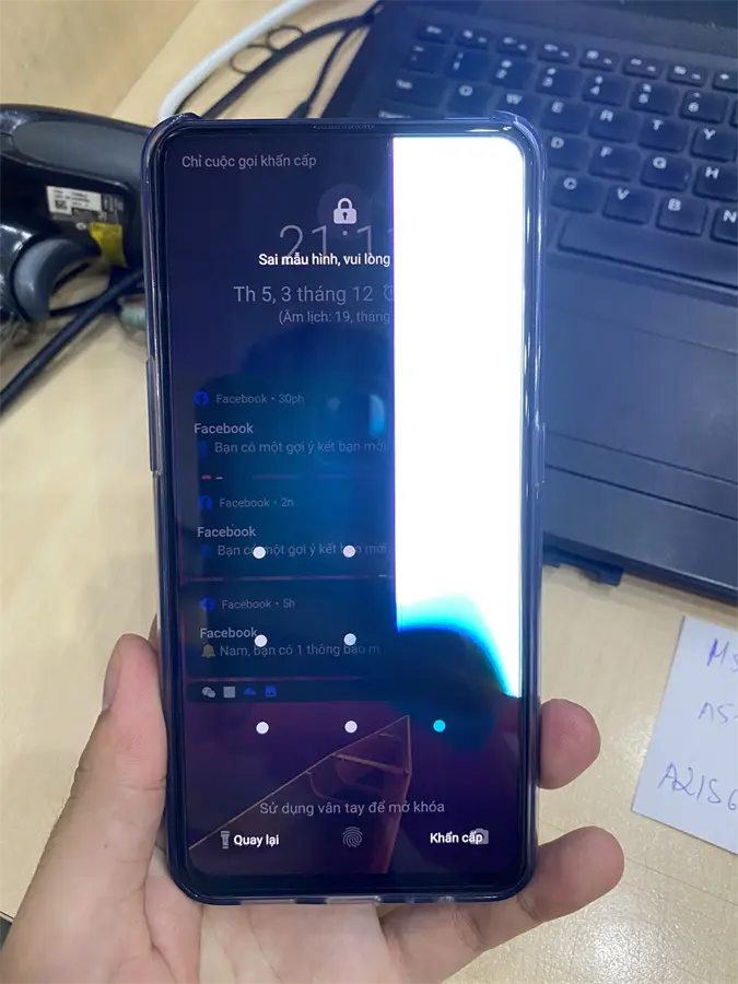 Khách hàng review Điện thoại Vsmart Active 3 (6GB/64GB) 11