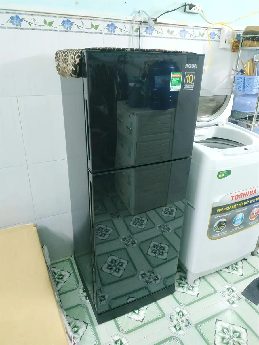 Khách hàng review Tủ lạnh Aqua Inverter 186 lít AQR-T219FA(PB) 21