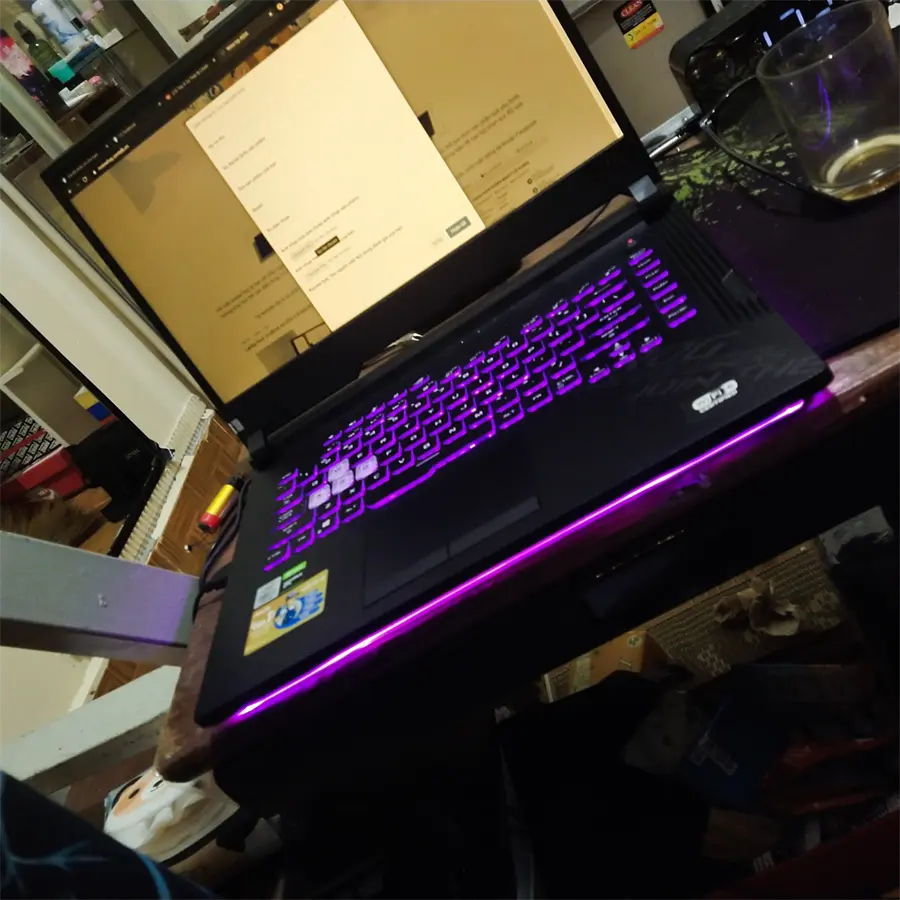 Khách hàng review Laptop Asus Gaming Rog Strix G512 i7 10750H/8GB/512GB/144Hz/4GB GTX1650Ti/Win10 (IAL001T) 2