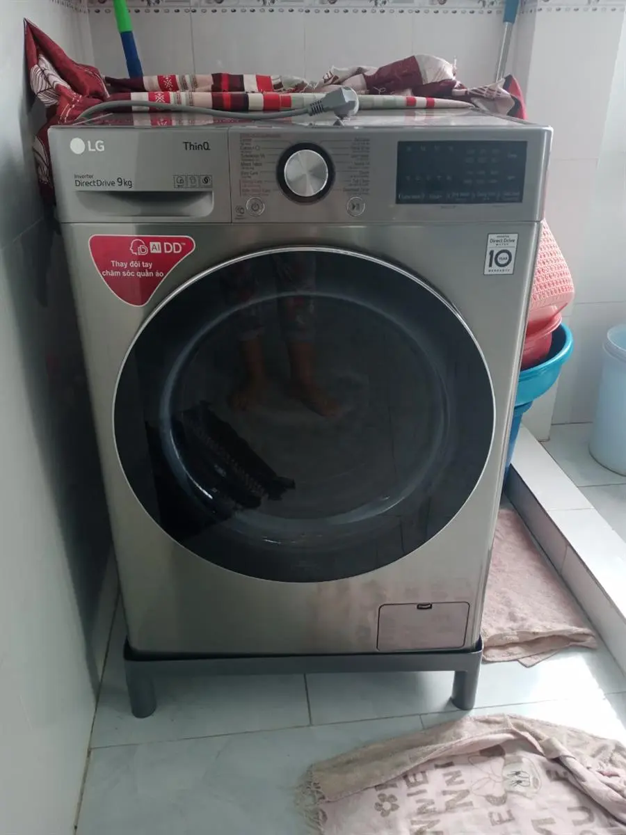Khách hàng review Máy giặt LG AI DD Inverter 9 kg FV1409S2V 43