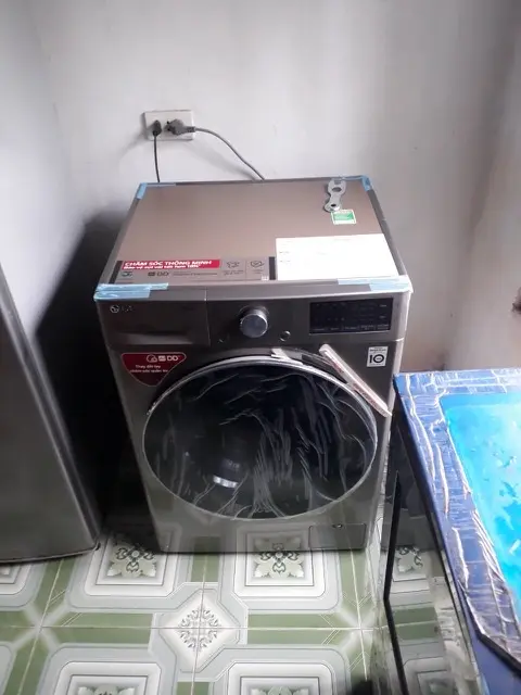 Khách hàng review Máy giặt LG AI DD Inverter 8.5 kg FV1408S4V 12