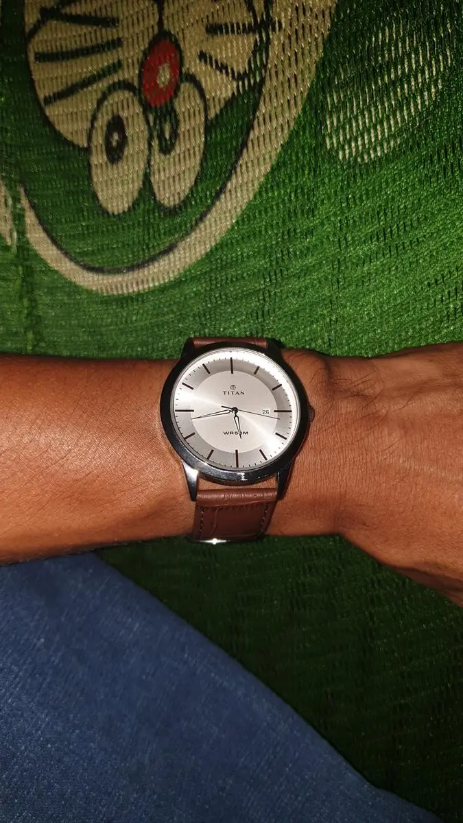 Khách hàng review Đồng hồ TITAN 42.3 mm Nam 1584SL03 8