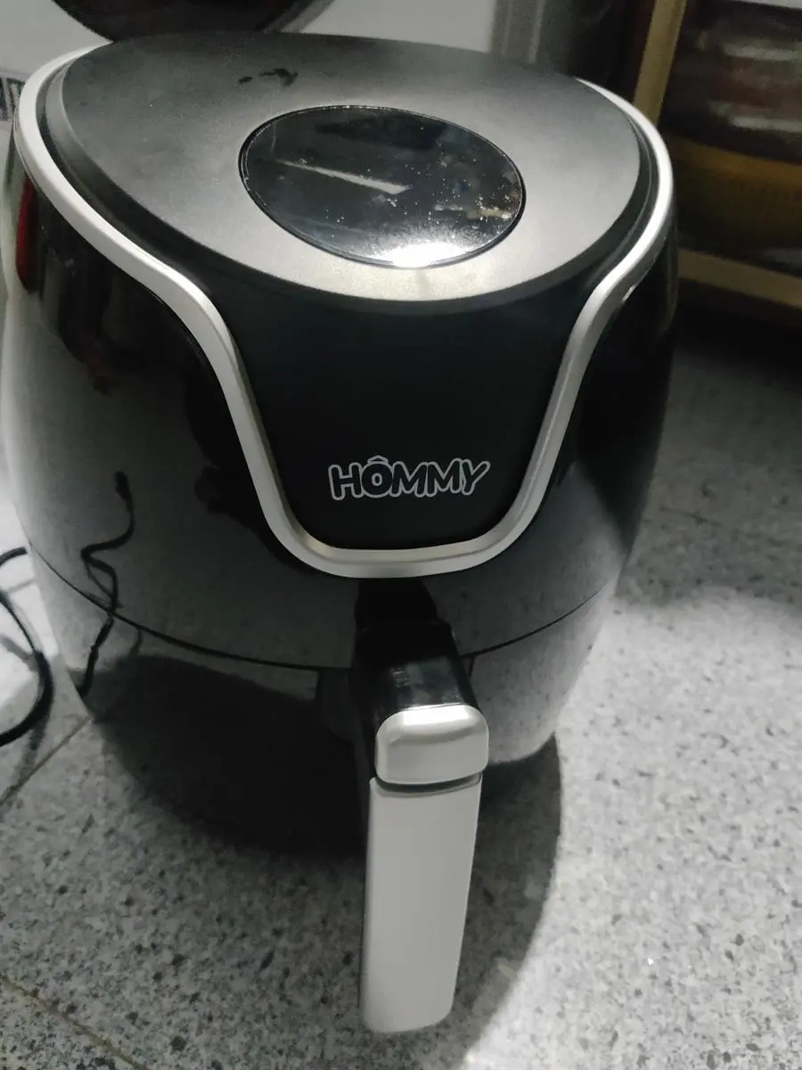 Khách hàng review Nồi chiên không dầu Hommy AF20535D Đen 3.5 lít 2