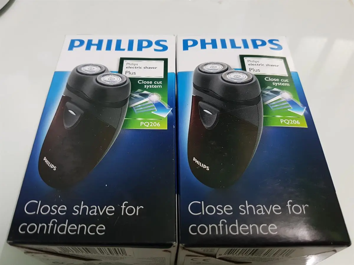 Khách hàng review Máy cạo râu khô Philips PQ206 - Màu đen đỏ 1