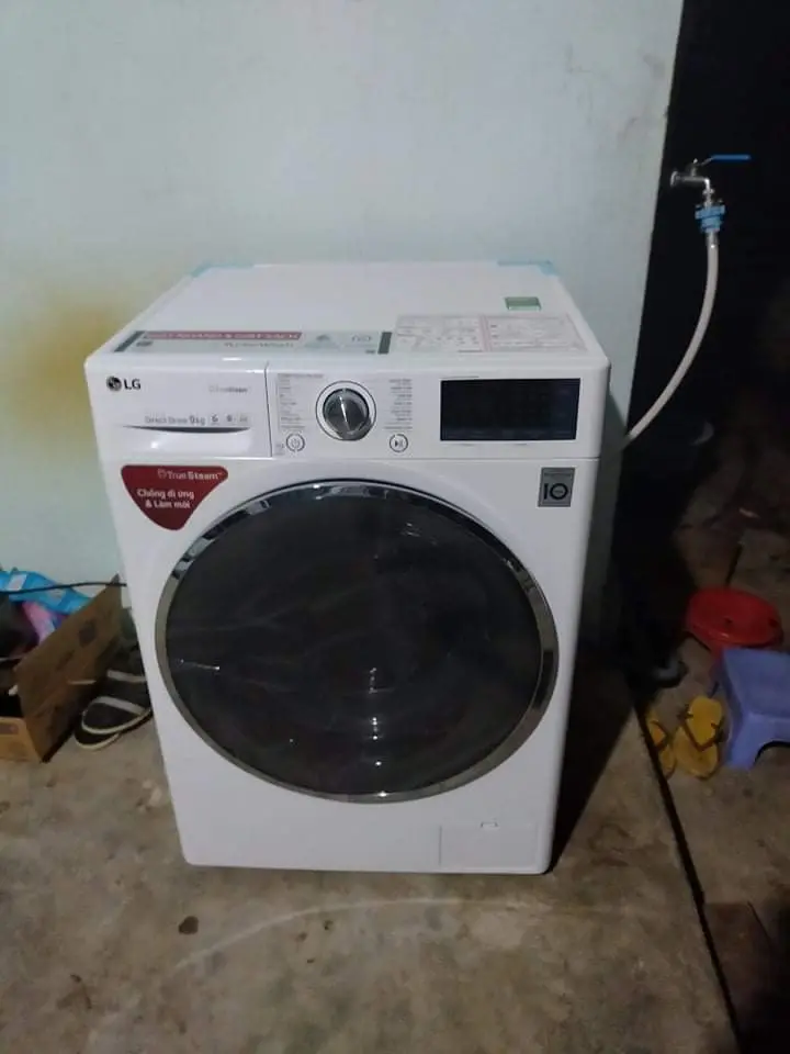 Khách hàng review Máy giặt LG Inverter 9 kg FC1409S2W 4