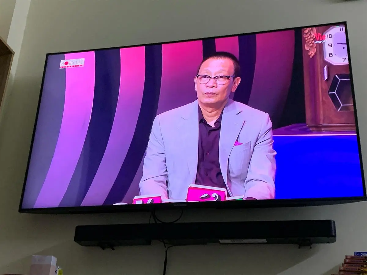 Khách hàng review Smart Tivi Samsung 4K Crystal UHD 55 inch UA55TU8500 8