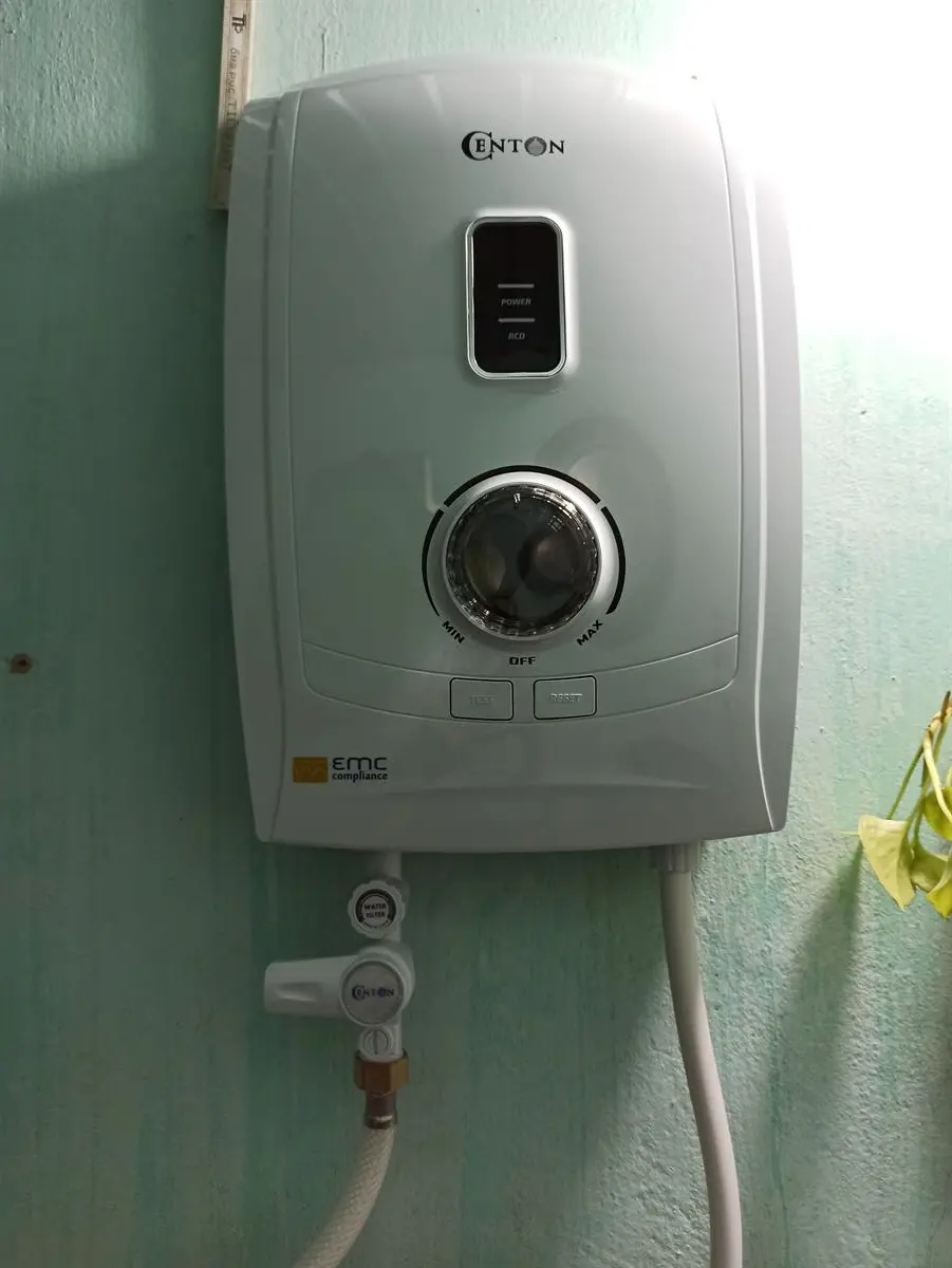 Khách hàng review Máy nước nóng trực tiếp Centon 4500W GD600ESP FL EMC 7