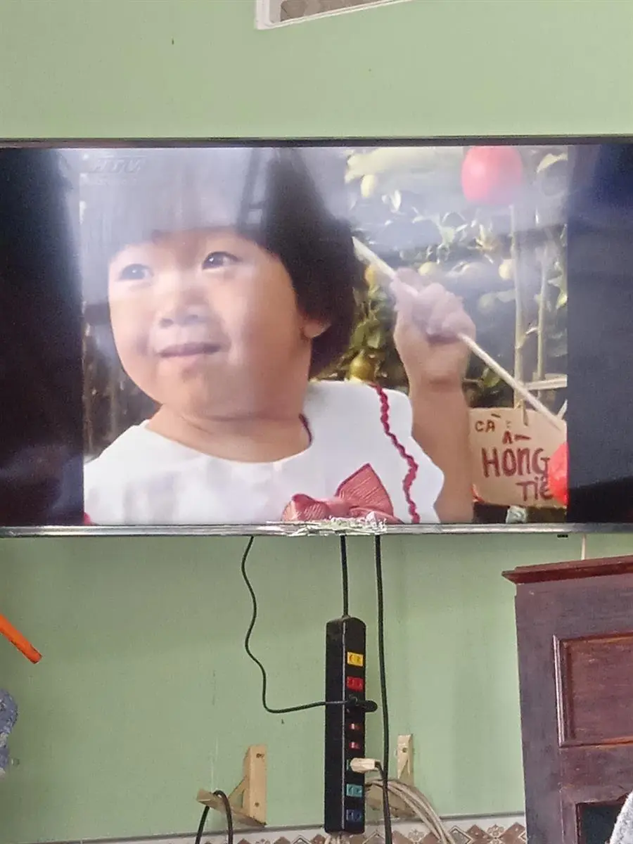Khách hàng review Smart Tivi Samsung 43 inch UA43N5500 1