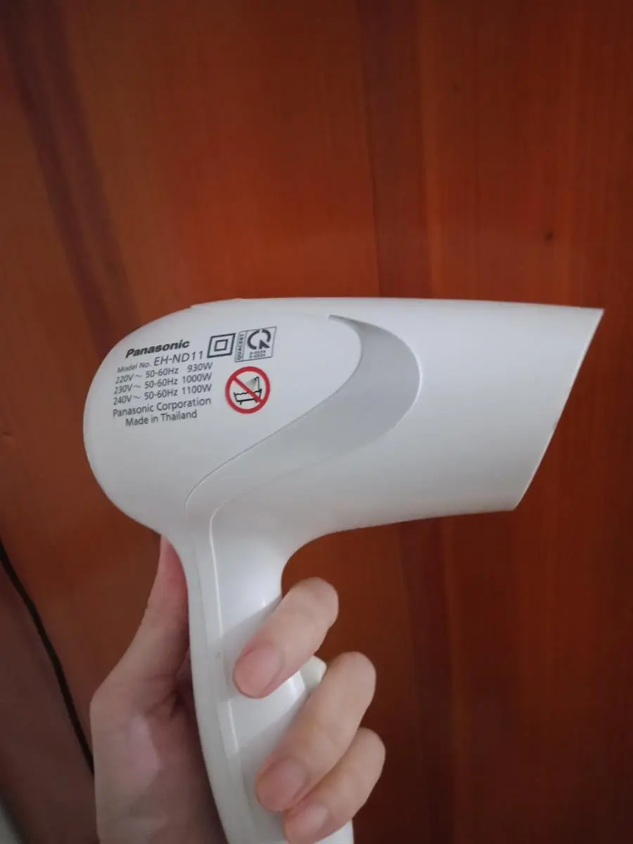 Khách hàng review Máy sấy tóc 1000W Panasonic EH-ND11 5