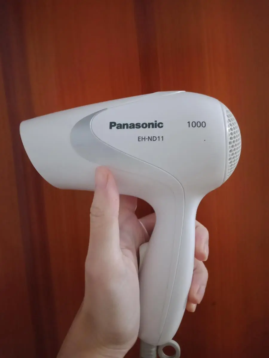 Khách hàng review Máy sấy tóc 1000W Panasonic EH-ND11 4
