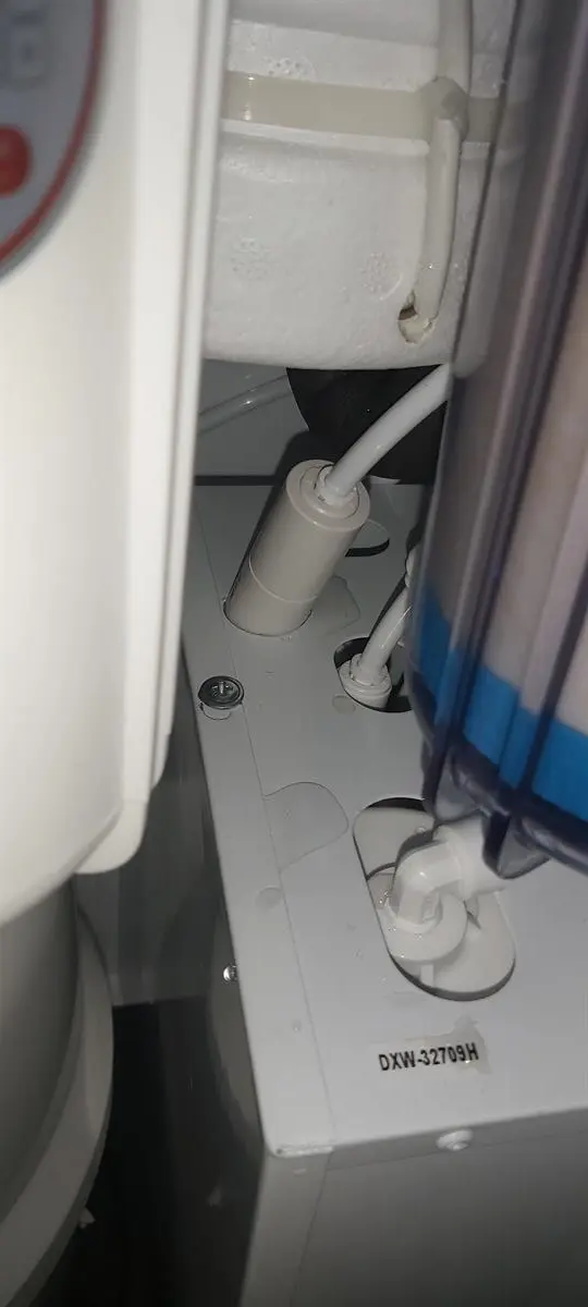 Khách hàng review Máy lọc nước RO nóng nguội lạnh Daikiosan DXW-32709H 9 lõi 3
